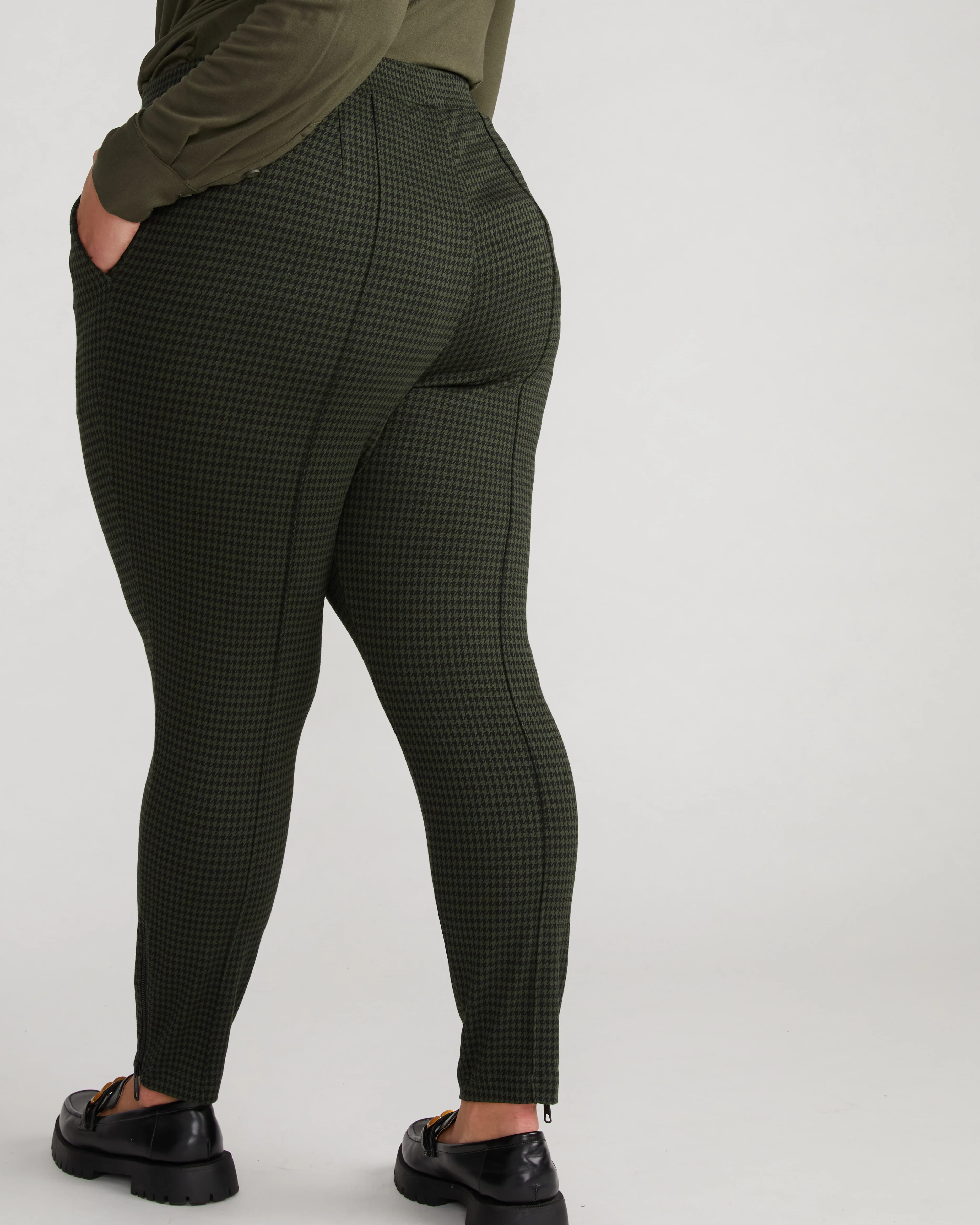 Moro Pintuck Pocket Ponte Pants - Forest Houndstooth - Image 2